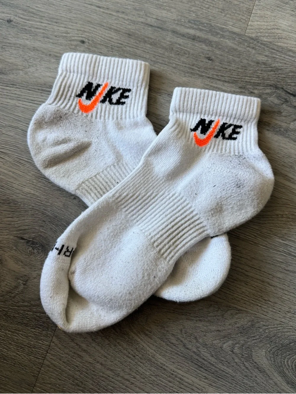 Nike Athletic Logo Ankle Socks